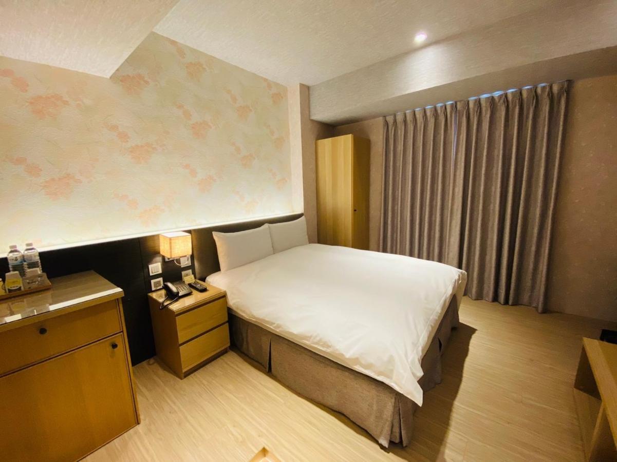 DLInn Hotel Taichung Buitenkant foto