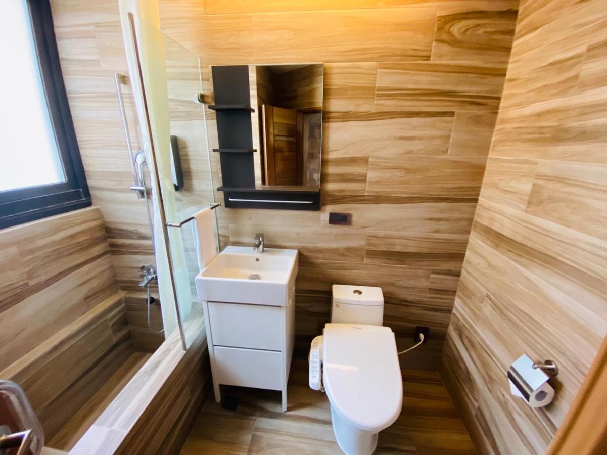 DLInn Hotel Taichung Buitenkant foto
