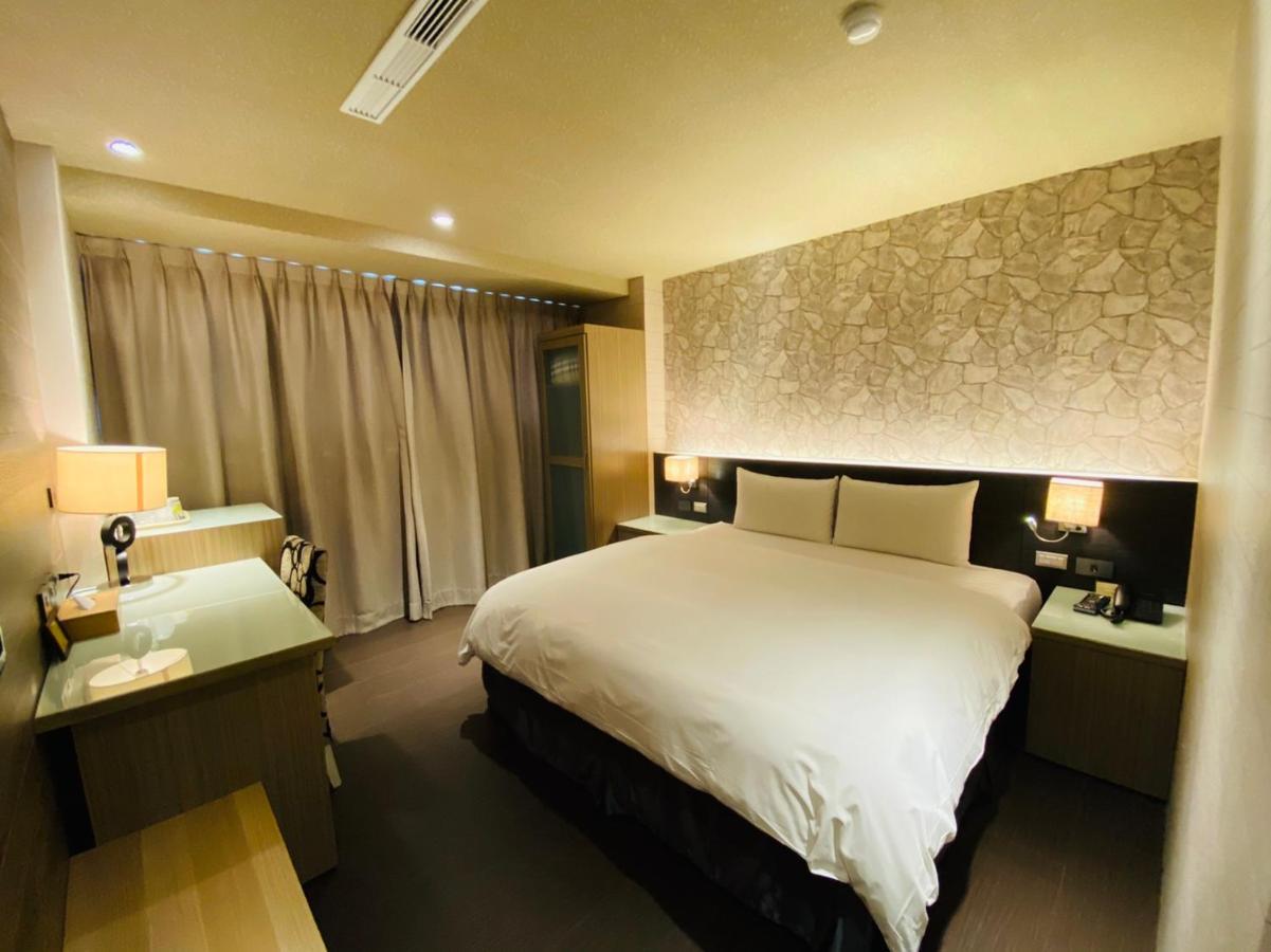 DLInn Hotel Taichung Buitenkant foto