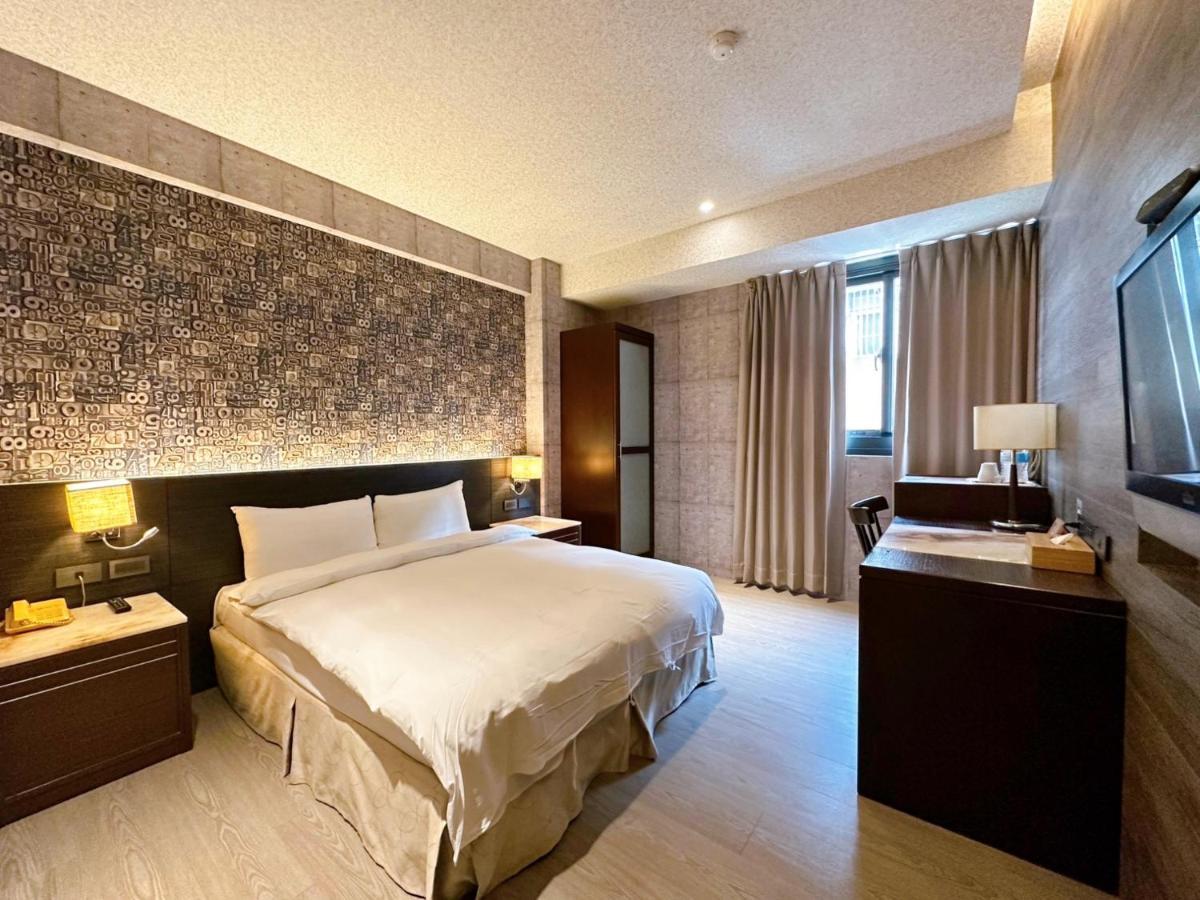 DLInn Hotel Taichung Buitenkant foto