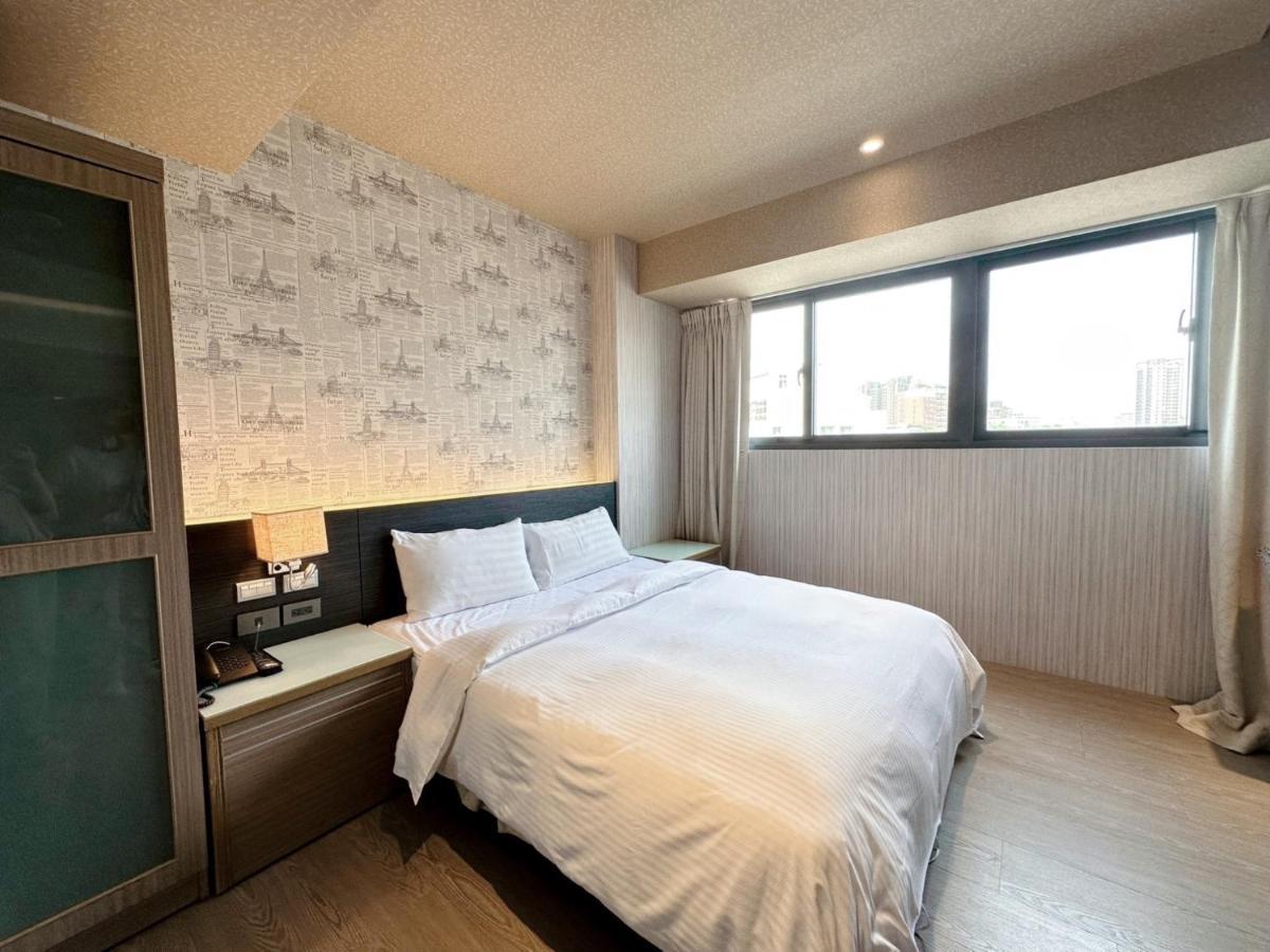 DLInn Hotel Taichung Buitenkant foto