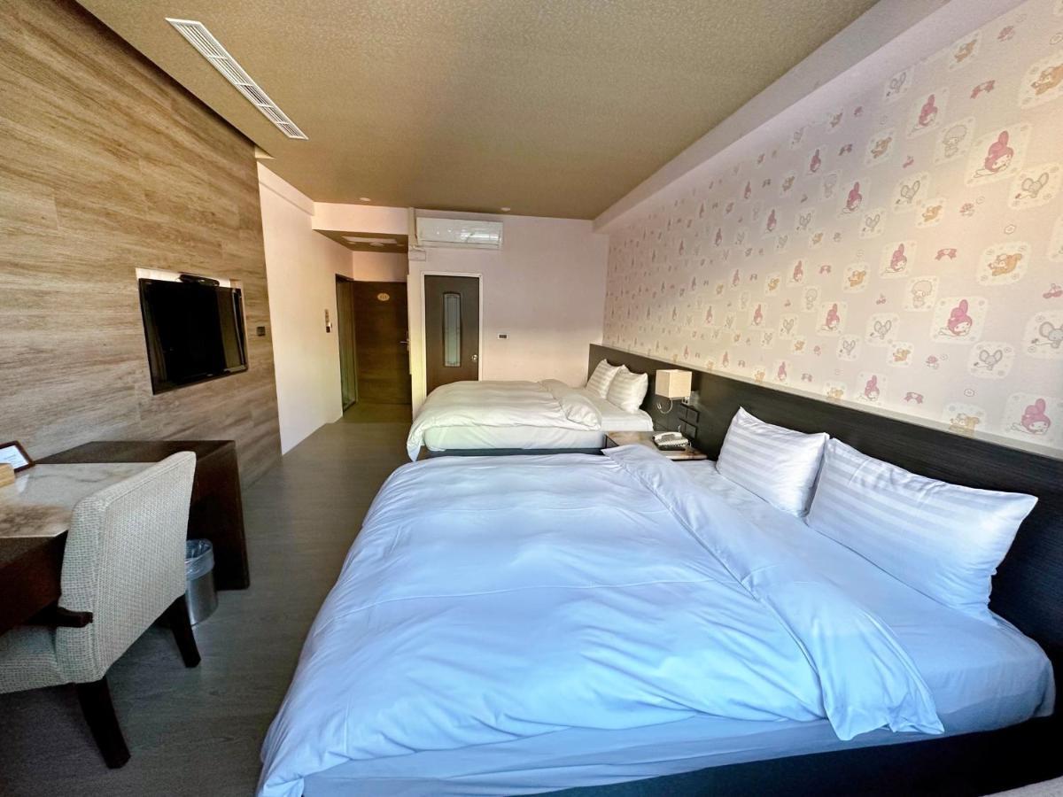 DLInn Hotel Taichung Buitenkant foto