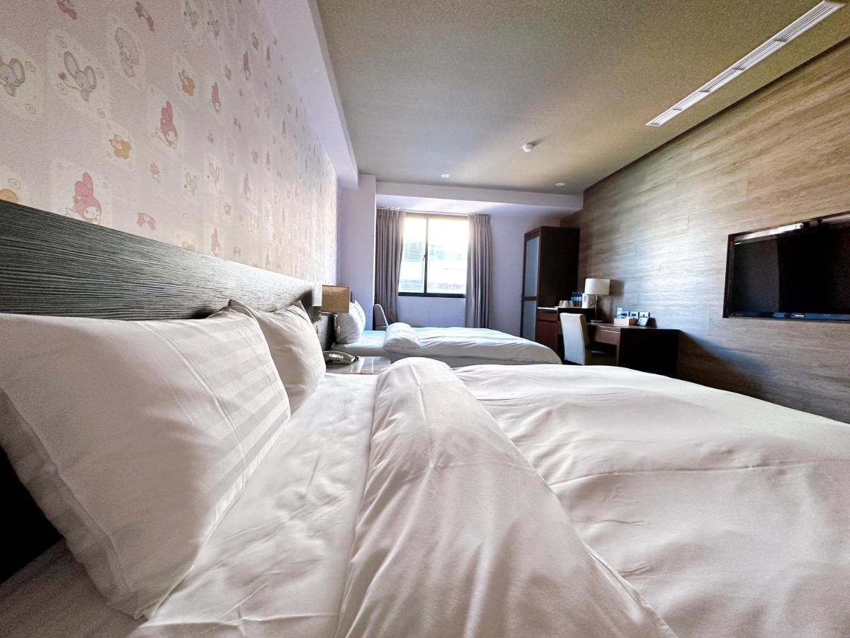 DLInn Hotel Taichung Buitenkant foto